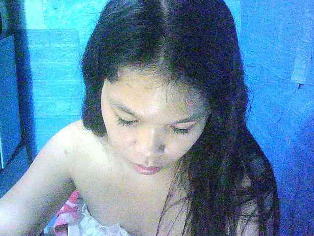 Velvetkiss24 webcam
