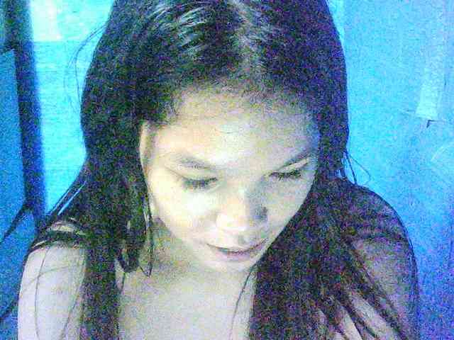 Velvetkiss24 webcam