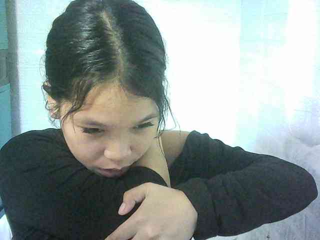 Velvetkiss24 webcam
