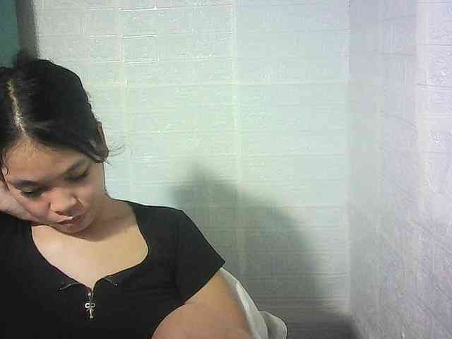 Velvetkiss24 webcam