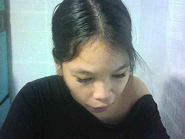 Velvetkiss24 webcam