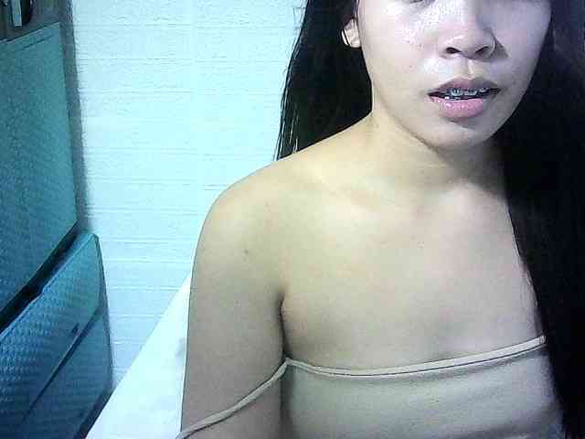 Velvetkiss24 webcam