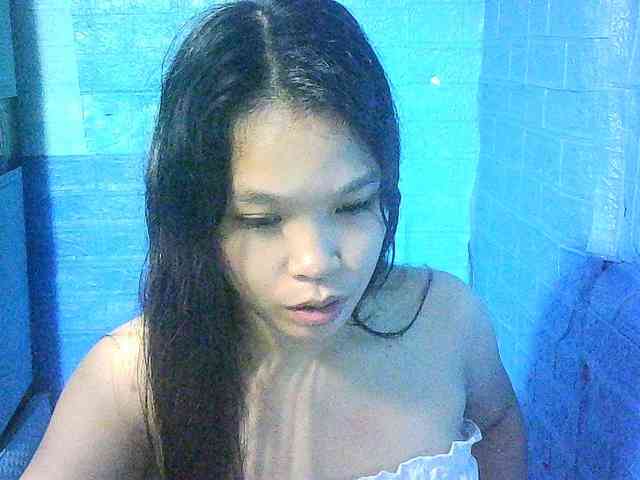 Velvetkiss24 webcam