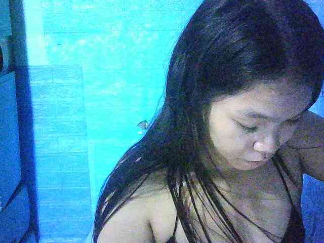 Velvetkiss24 webcam