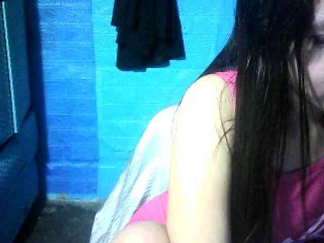 bigbooty24 webcam