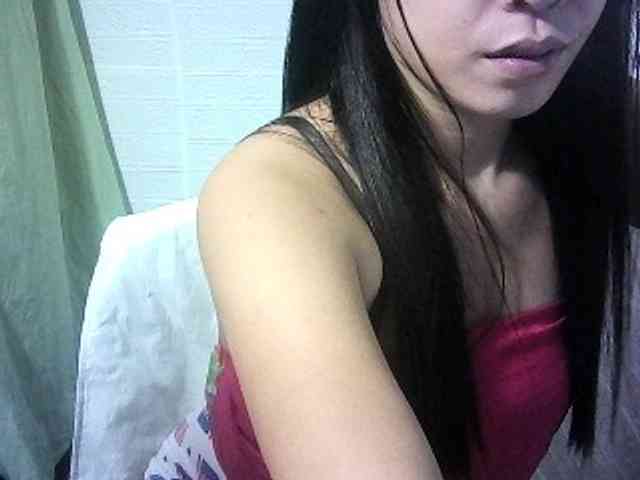Velvetkiss24 webcam