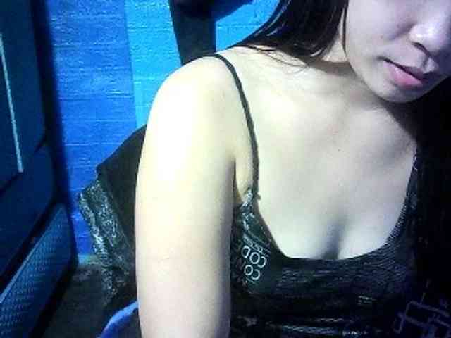 bigbooty24 webcam