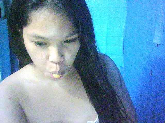 Velvetkiss24 webcam
