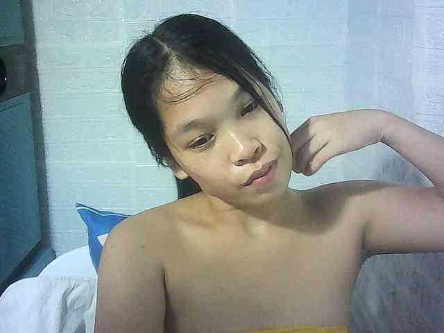 Velvetkiss24 webcam
