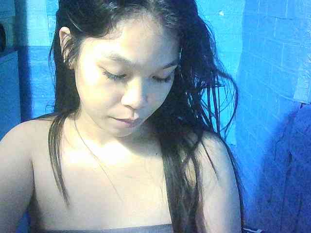 Velvetkiss24 webcam
