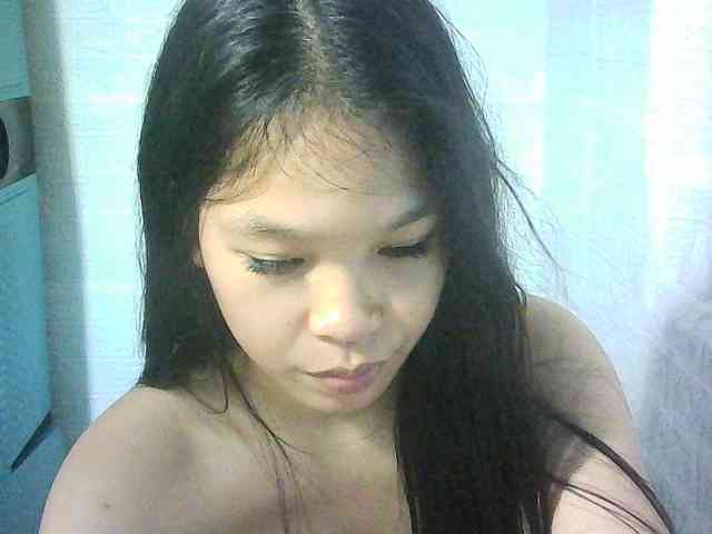 Velvetkiss24 webcam