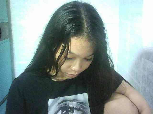 Velvetkiss24 webcam