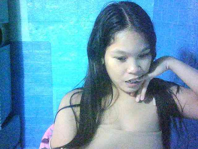 Velvetkiss24 webcam