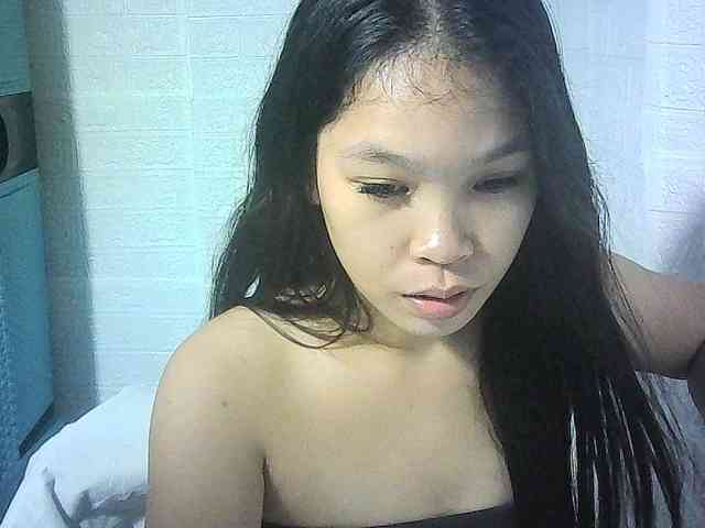 Velvetkiss24 webcam