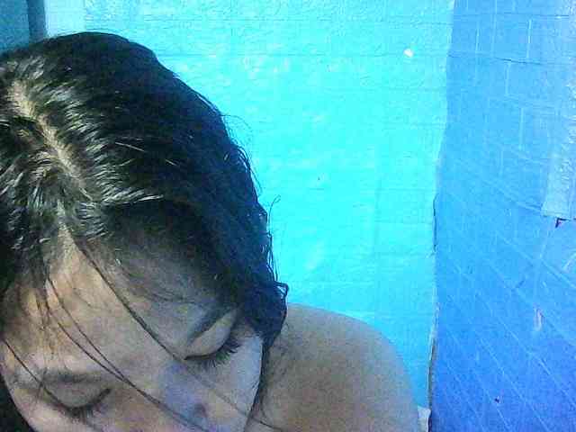 Velvetkiss24 webcam