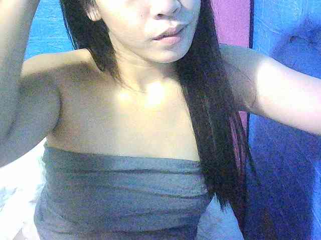 Velvetkiss24 webcam