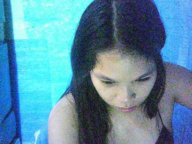 Velvetkiss24 webcam