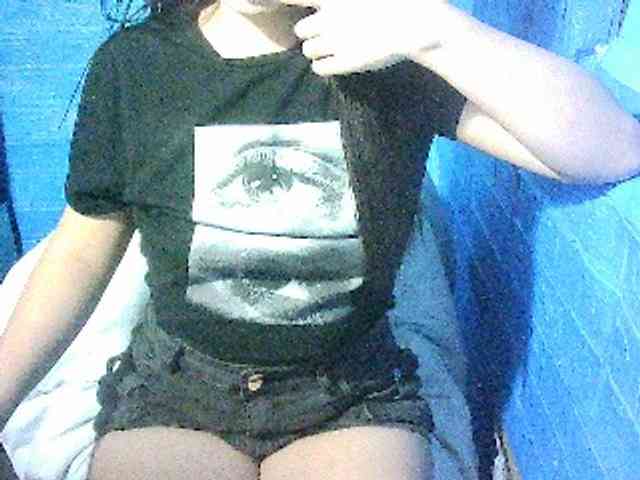 Velvetkiss24 webcam
