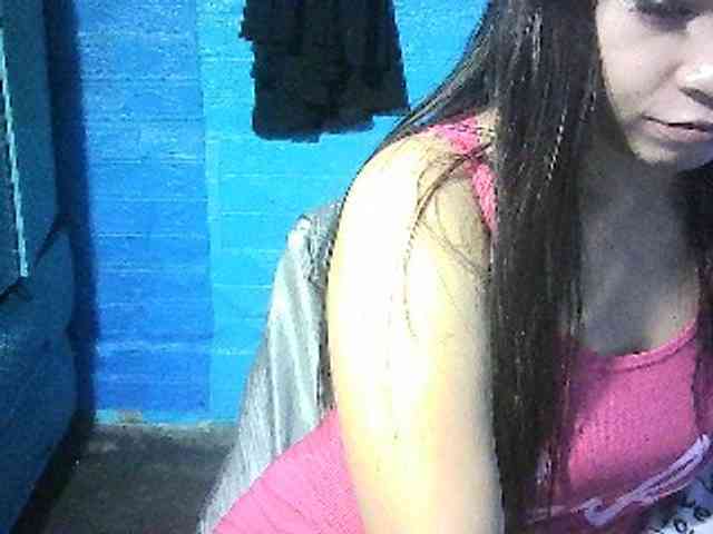 bigbooty24 webcam