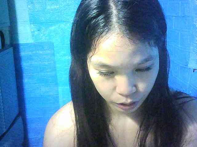 Velvetkiss24 webcam
