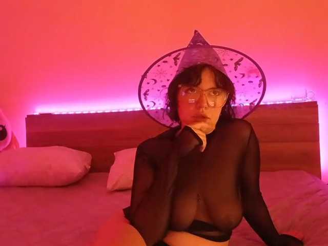 PurrfectChaosss live cam on BongaCams