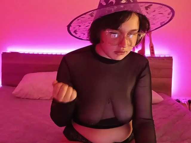 PurrfectChaosss live cam on BongaCams