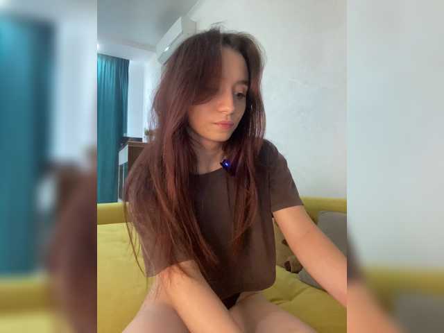 vikssiii, en vivo ahora en BongaCams