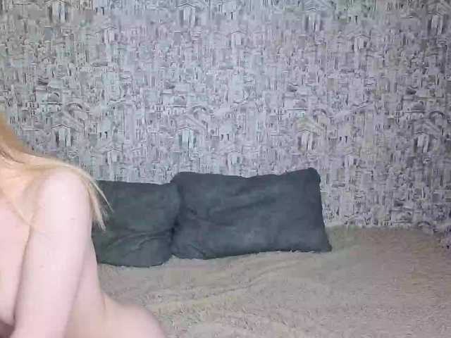 HoneyHook's BongaCams show and profile