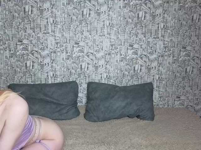 HoneyHook's BongaCams show and profile