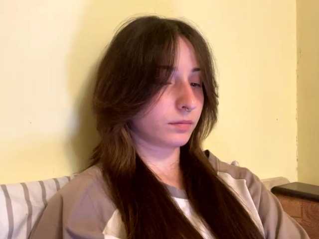 le modèle SakururaBloom est en webcam porno dans un show sur le site bongacams, il possède les tags suivants: White/Caucasian,Brunette,Trimmed