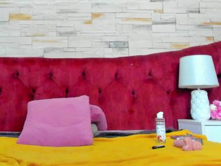 MiaaAngell Porn Show