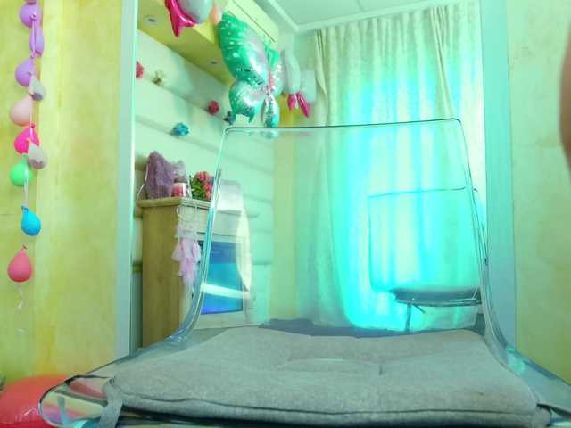 MiaaAngell