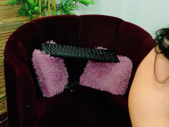 MiaaAngell