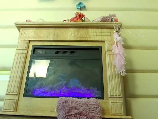 MiaaAngell live cam on BongaCams