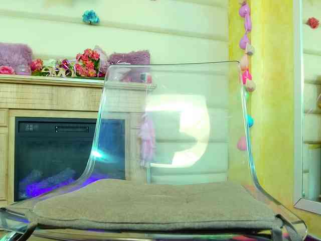 MiaaAngell