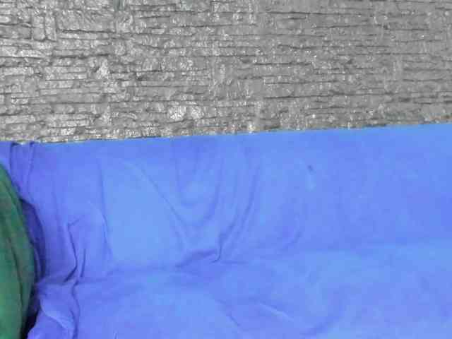 DiamondMilff webcam