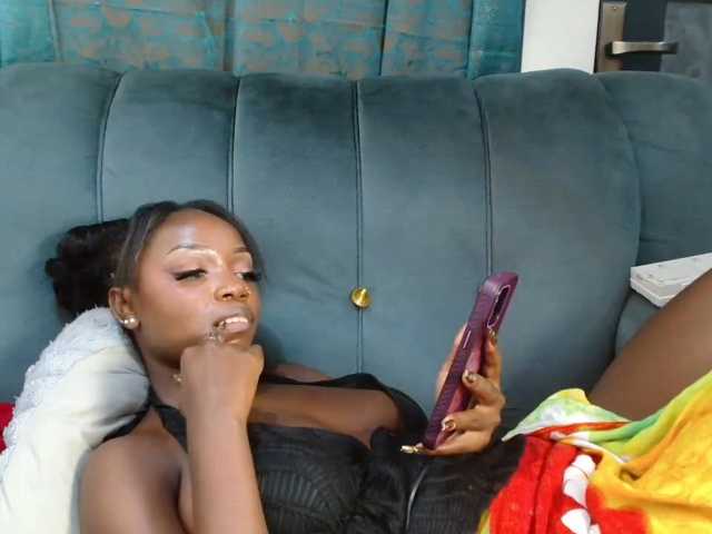 EbonyDivaa live cam preview
