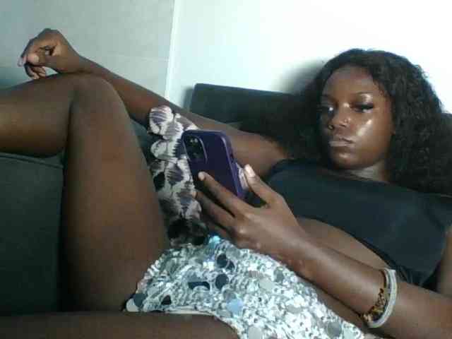 EbonyDivaa webcam