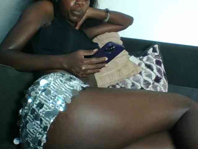 EbonyDivaa webcam
