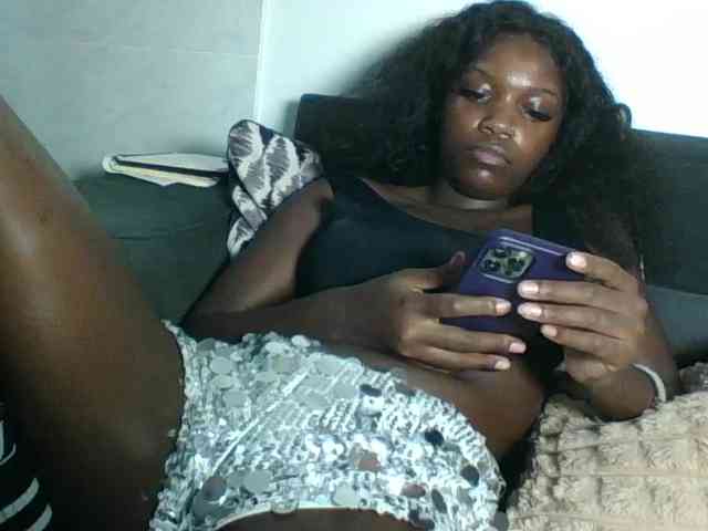 EbonyDivaa webcam