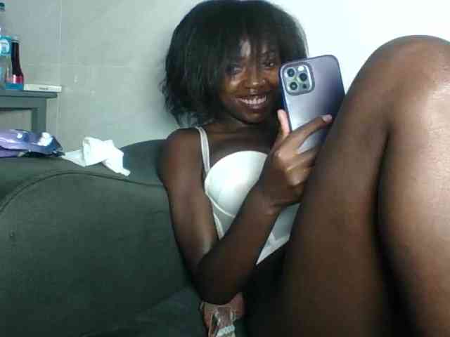 EbonyDivaa webcam
