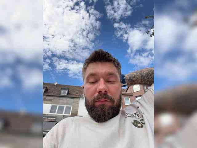 MishaEmbi