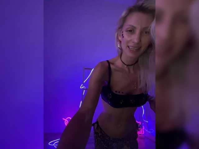 видео KarinaSimka