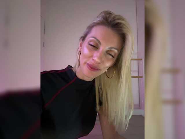 KarinaSimka live cam