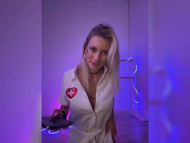 KarinaSimka preview