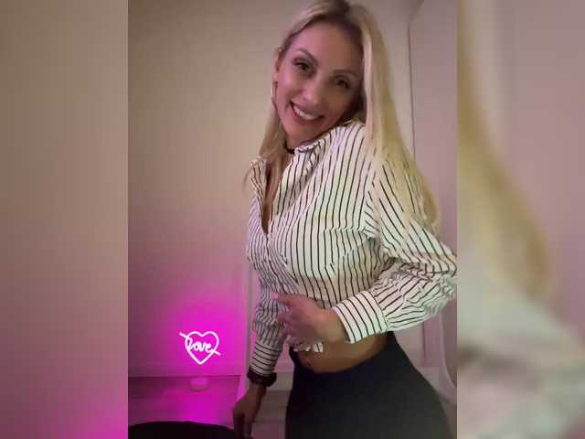 KarinaSimka live cam