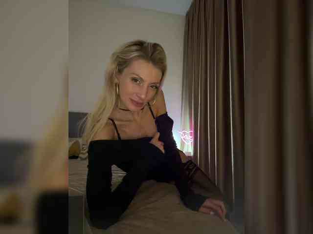 KarinaSimka webcam