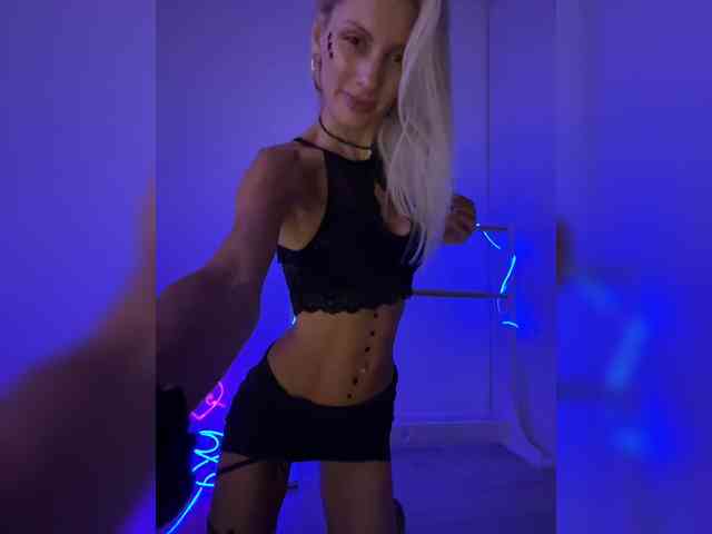 KarinaSimka webcam