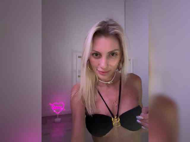 KarinaSimka webcam