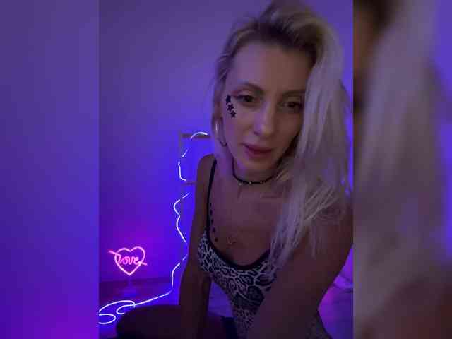 KarinaSimka webcam